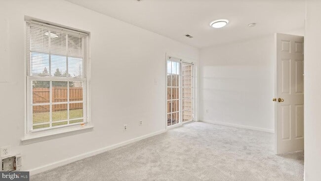 Building Photo - 21753 Ladyslipper Sq
