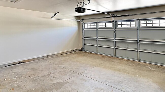 Building Photo - 4920 Avion Ct