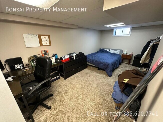 Building Photo - 2577 S 700 E