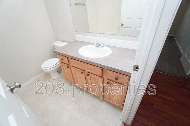 Building Photo - 12303 W Abram Dr