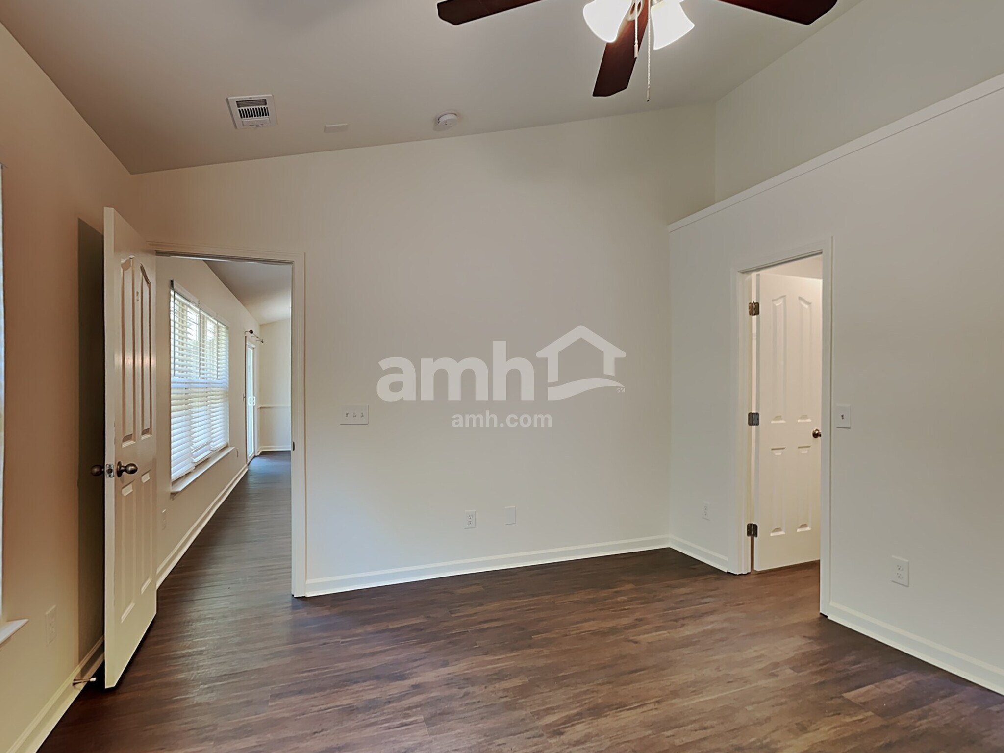 Building Photo - 248 Applehill Way