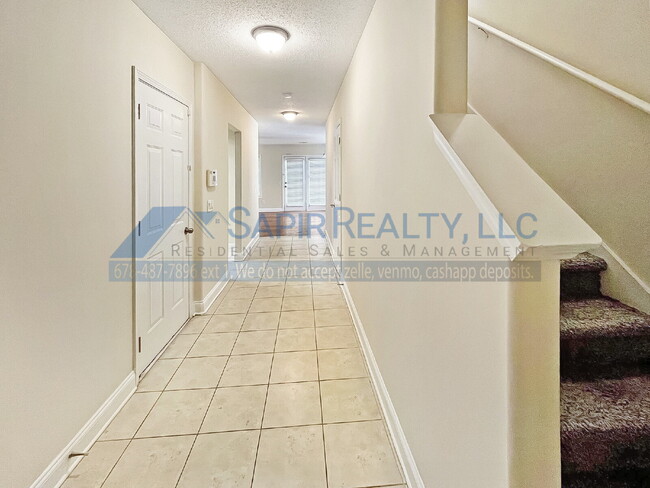 Building Photo - 3174 Glenloch Pl