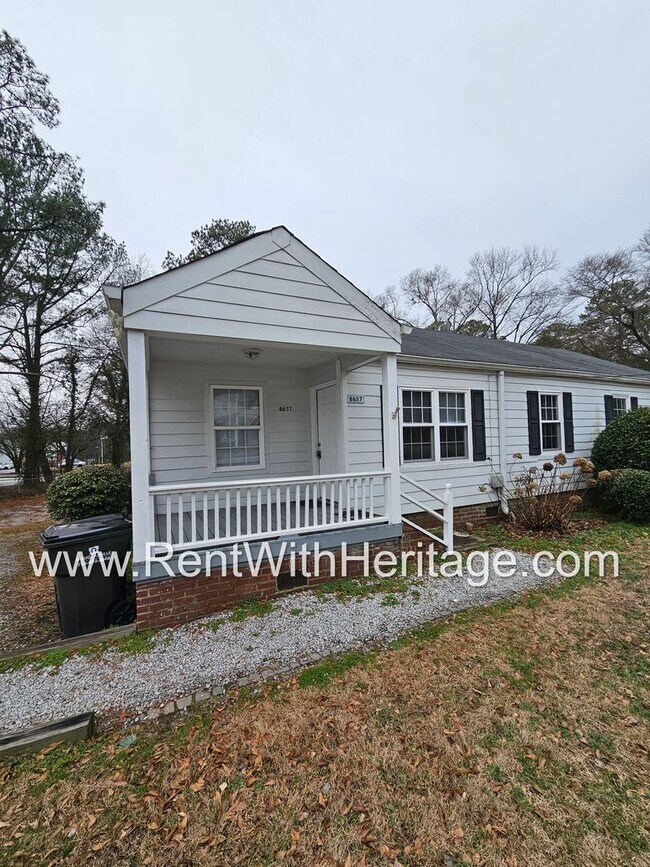 Building Photo - 8657 Campbellton St