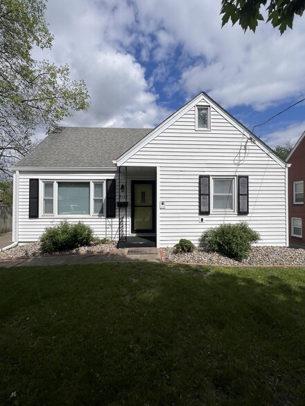 Primary Photo - 4135 8th St