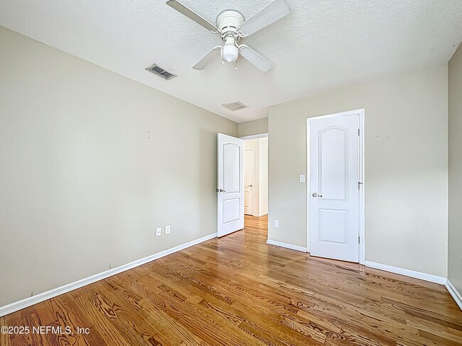 Building Photo - 346 Hefferon Dr