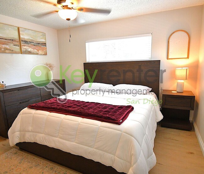 Building Photo - Traditional Duplex in Lemon Grove | Minutes from CA-94 FWY Acces