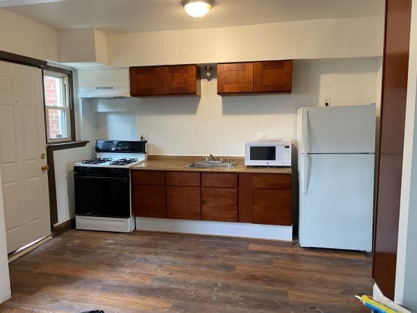 Building Photo - 1205 Queen St NE