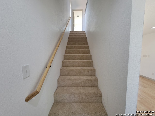 Building Photo - 120 Henry St