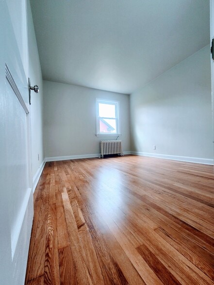 Building Photo - 726 Chenango St