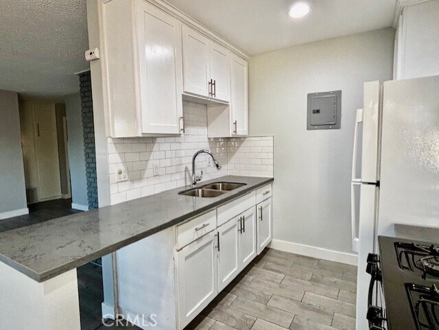 Building Photo - 17102 Emerald Ln