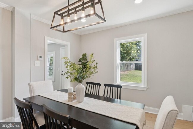 Building Photo - 4914 22nd St N