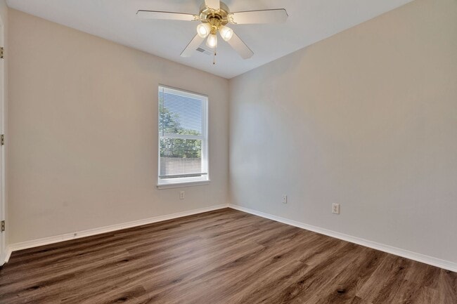 Building Photo - Beautiful 4-bedroom 2 bath Home in Bentonville!