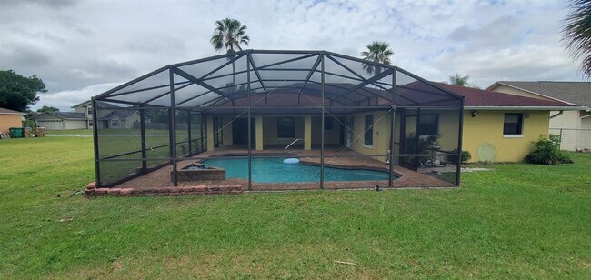 Building Photo - 780 Americana Ct