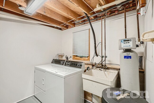 Building Photo - 18829 147th St NW