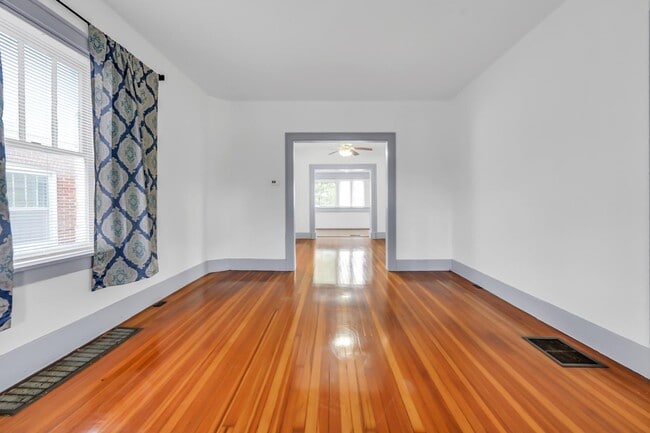 Building Photo - 1309 St Marys Blvd