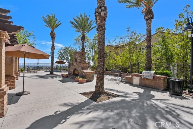 Building Photo - 2992 E Coalinga Dr