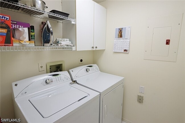 Building Photo - 765 Willowbrook Dr