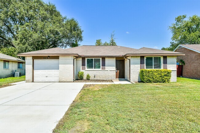 Primary Photo - 515 Bellmar Ln