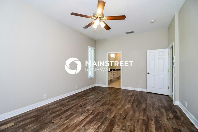Building Photo - 3 Bedroom Pet-Friendly Home in Englewood, FL with Main Street Renewal