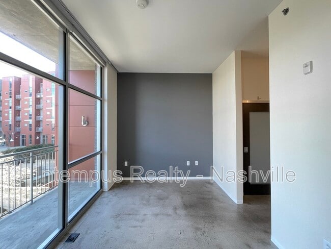 Building Photo - 2115 Yeaman Pl