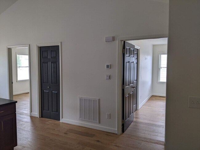 Building Photo - 162 Morgan Pl