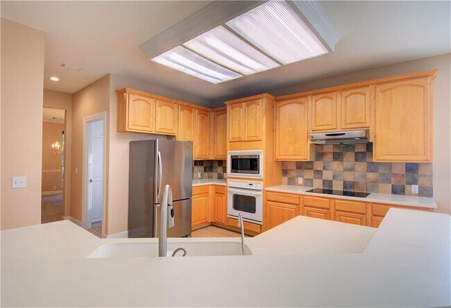 Building Photo - 8217 Endeavor Cir