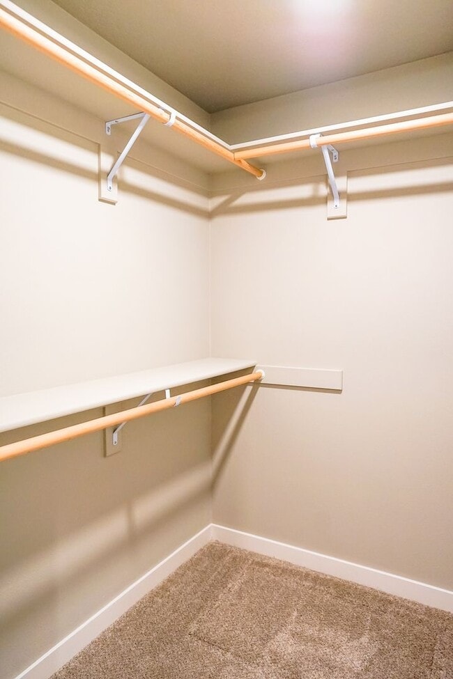 Building Photo - 3 CAR GARAGE