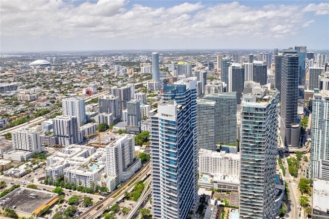 Building Photo - 60 SW 13th St