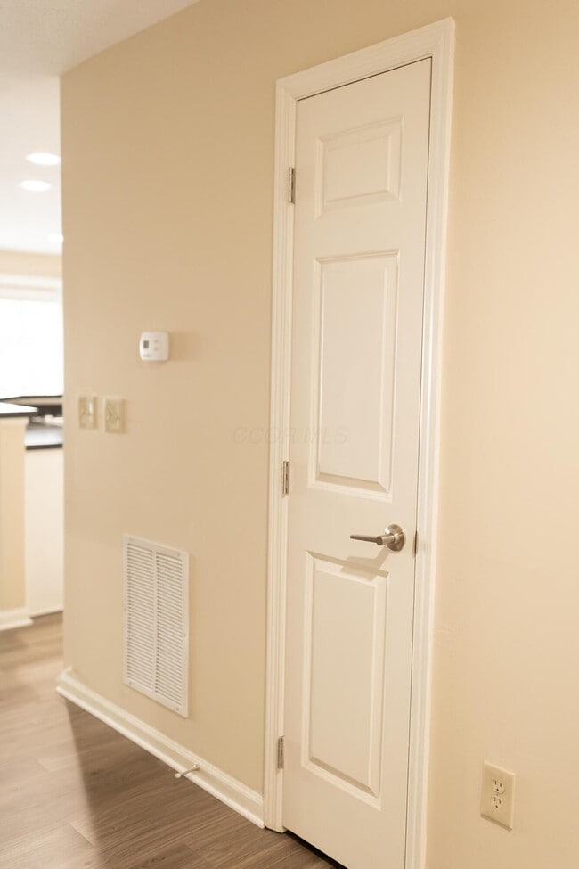 Building Photo - 5008 Stratford Pine Ln