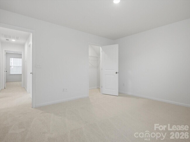 Building Photo - 1012 Whipcord Dr