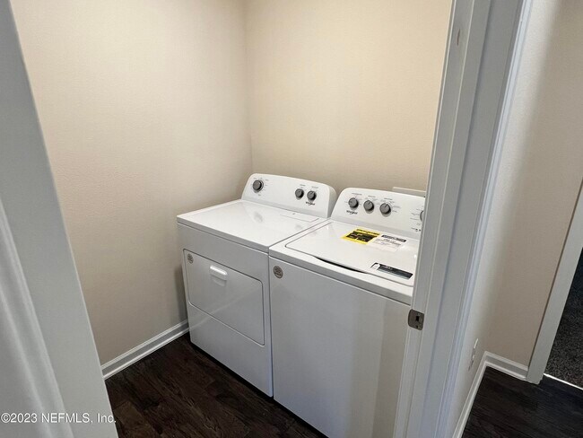 Building Photo - 3106 Lawton Pl