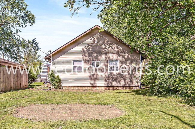 Building Photo - 3207 N Arsenal Ave