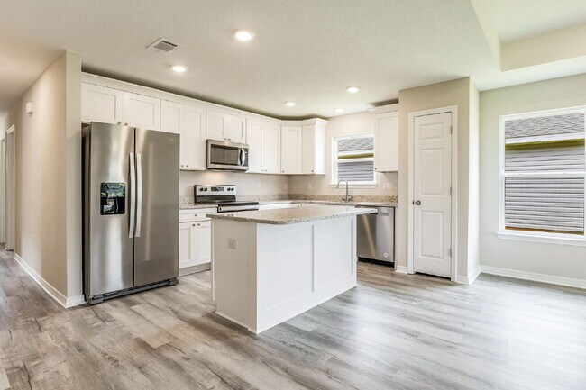 Building Photo - Contemporary Living in Milton!