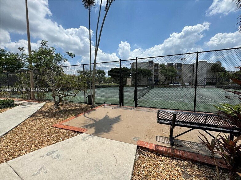 Building Photo - 7787 SW 86th St