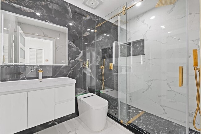 Building Photo - 8761 SW 34th St