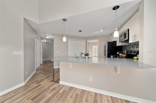 Building Photo - 10109 Regent Park Dr