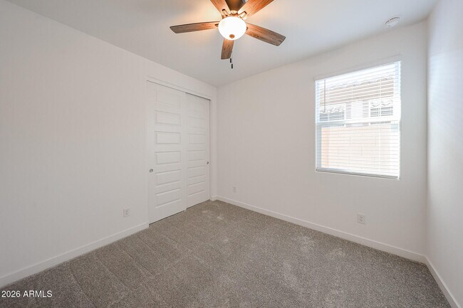 Building Photo - 17363 W Gray Fox Trl