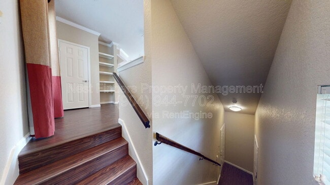 Building Photo - 8539 Gate Pkwy W