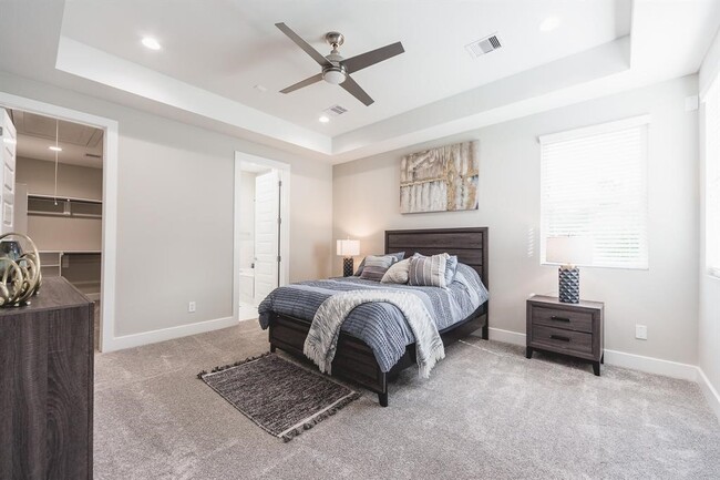 Building Photo - 2149 Hoskins Dr