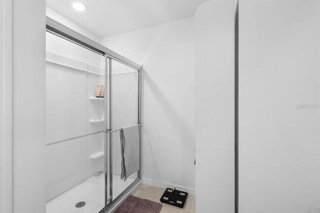 Building Photo - 13524 Camelot Ct