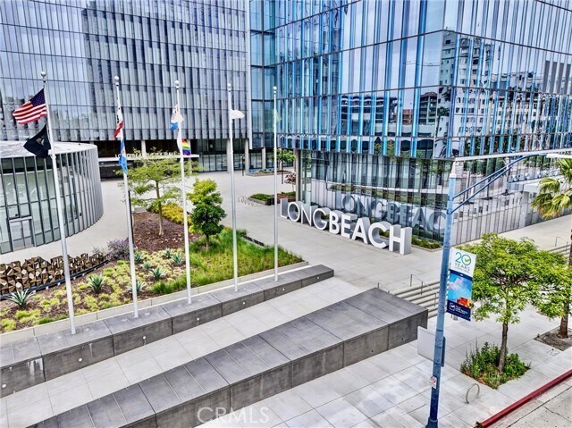 Building Photo - 400 W Ocean Blvd