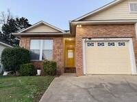 Building Photo - 5504 Hampton Oak Pl