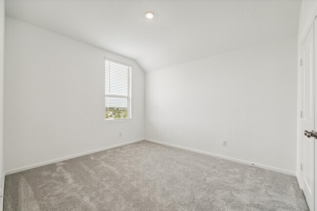 Building Photo - 5518 Amber Brook Ln