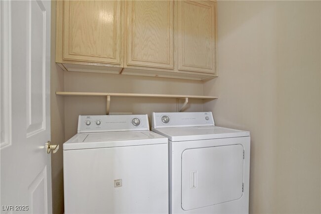 Building Photo - 1812 Relate Ct