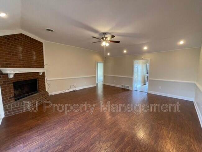 Building Photo - 5019 Horizon Cove