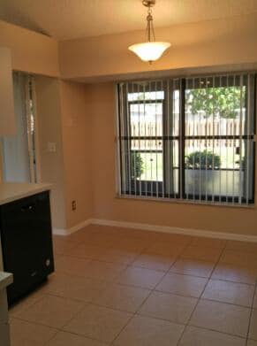 Building Photo - 1331 SW Bellevue Ave