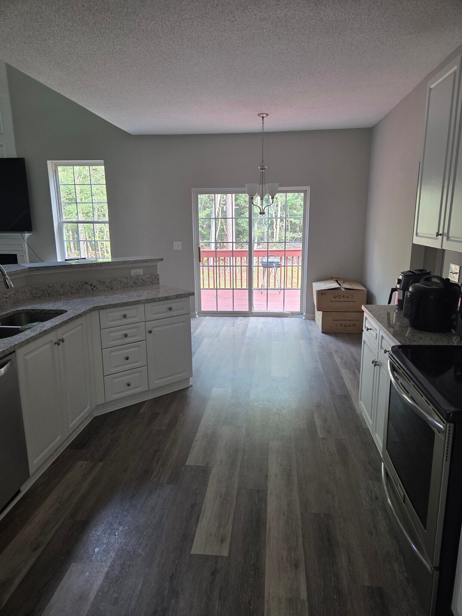 Building Photo - 203 Magnolia Bluff Dr