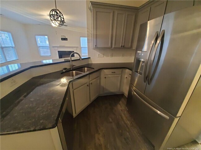 Building Photo - 1717 Cherrypoint Dr