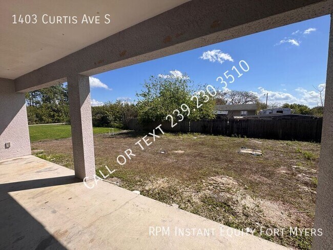 Building Photo - 1403 Curtis Ave S