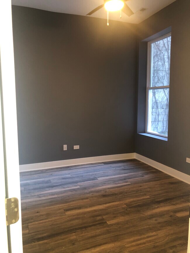 First Floor - 4836 S Michigan Ave